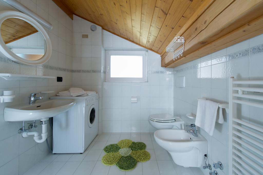 Residence Villa Boschetto Carano  Habitación foto